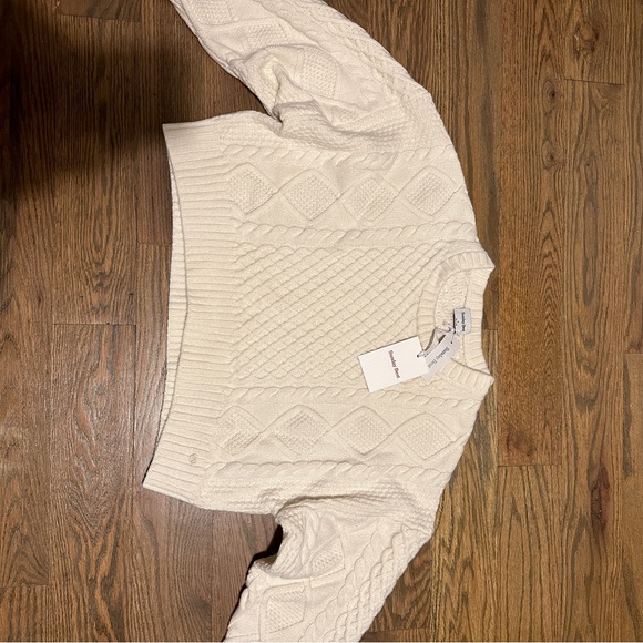 NWT Aritzia Sunday Best Peggy Cropped Sweater - Size S - Picture 9 of 9